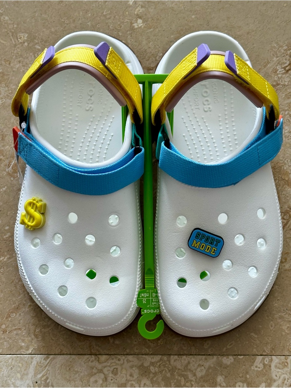 Unisex Crocs - white with multicolored straps